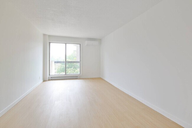 Photo - 1620 Av. Victoria