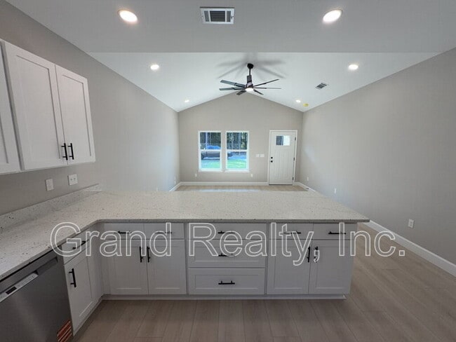 6147 Beverly Ann Cir