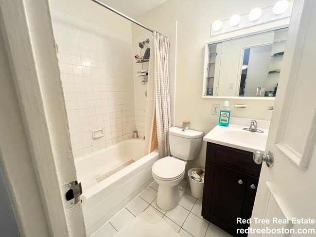 175 Freeman St Unit 804