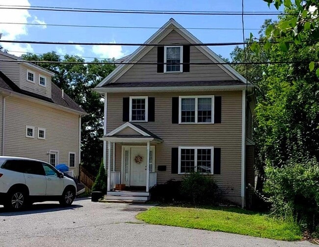 Building Photo - 117 Marivista Ave