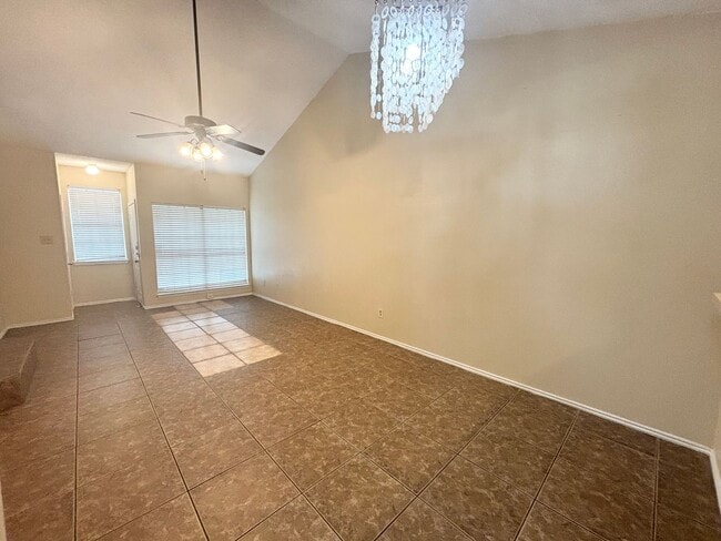 Photo - 2915 Roxboro Rd