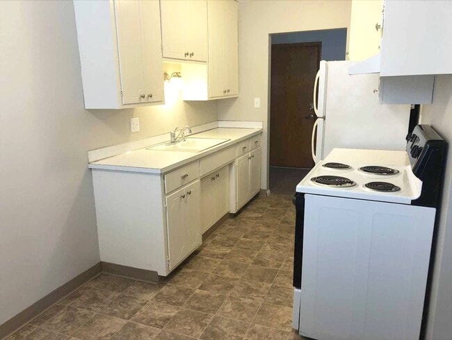 1797 Stillwater Apartments