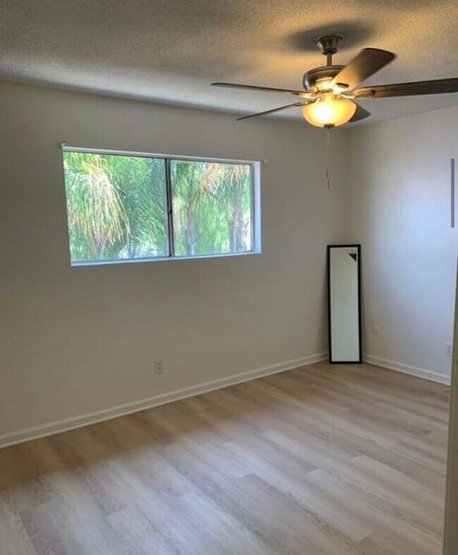 Photo - 926 S Ford Blvd Unit 926 s ford blvd