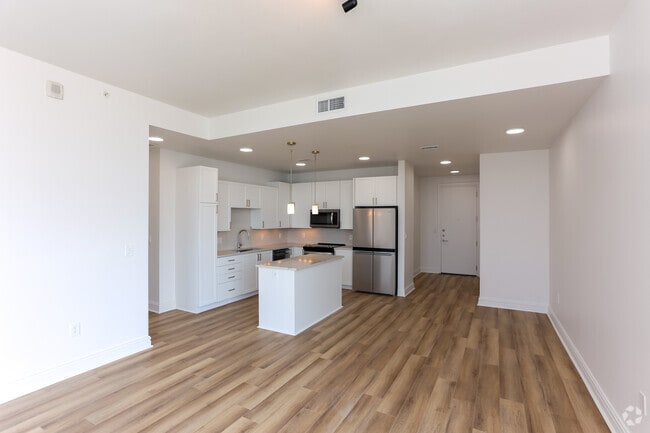 2BR, 2BA - 1312SF - 1400HiLine