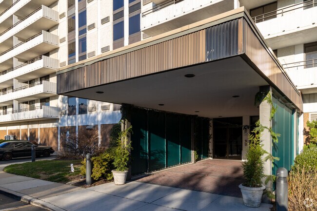 Fotografía del edificio - Channel Club Tower