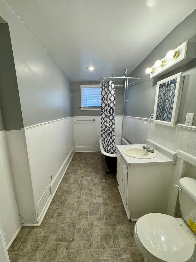 Photo - 3032 Indian Rd