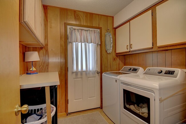 Photo - Croatan Furnished Rental- Across from the Beach