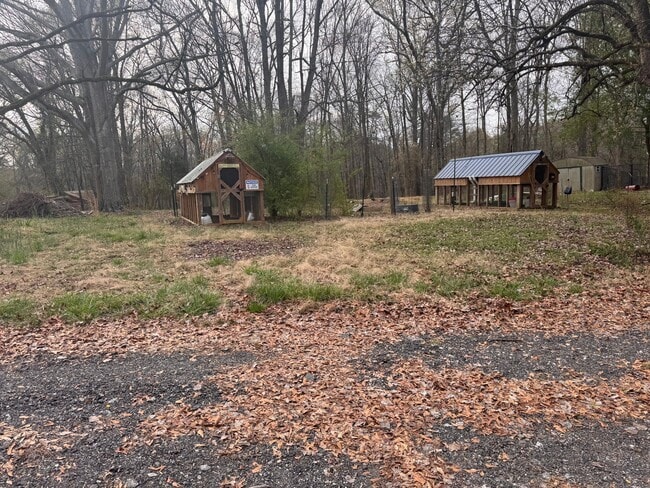 Photo - 1700 Harris Bridge Rd