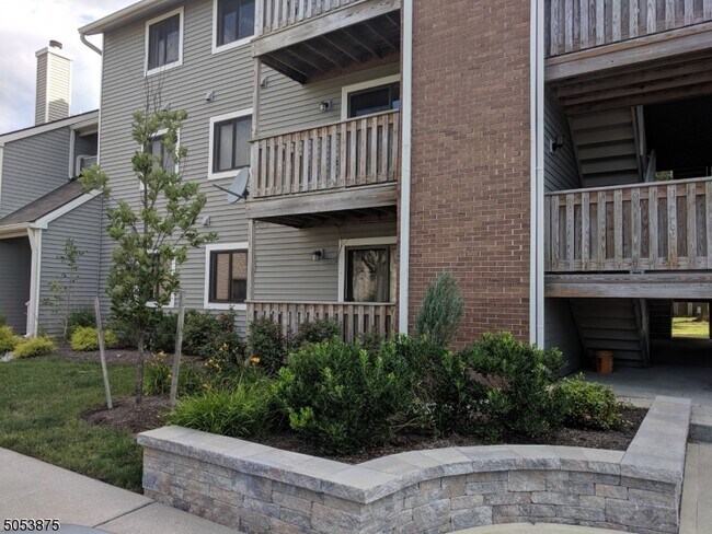 4805 Ravens Crest Dr Unit 4805