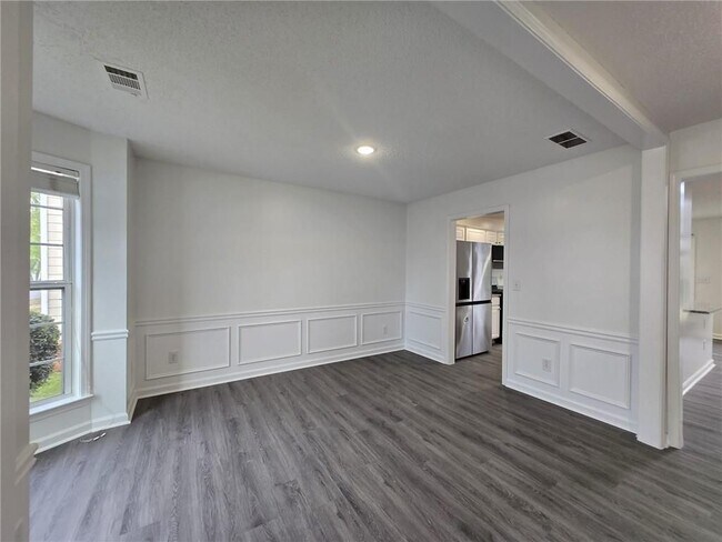 Photo - 4010 Ridgefair Dr