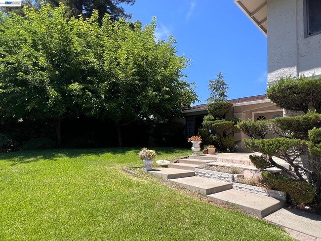 Photo - 212 Mountaire Cir