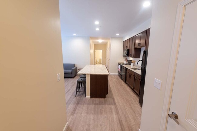 Building Photo - Tower Hill Landings Rental