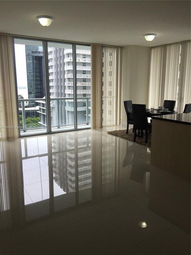 Photo - 79 SW 12th St Unit 1406-S