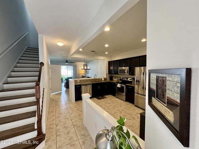 Photo - 6789 Roundleaf Dr