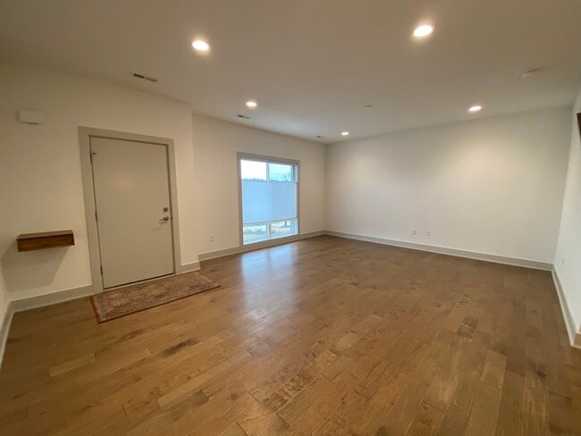 Photo - Beautiful Townhome for Rent