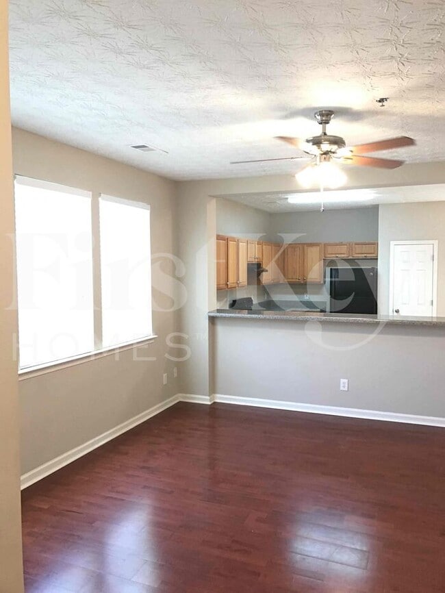 Photo - 114 Ellis Drive