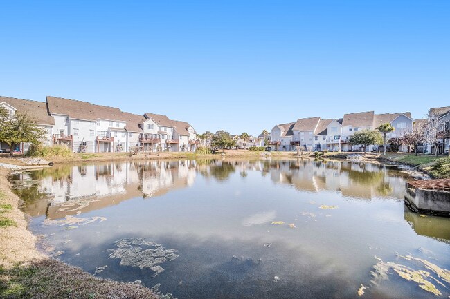 Photo - 318 Lanyard St