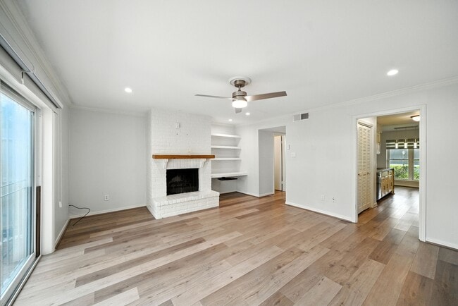 Photo - 10333 Longmont Dr Unidad 35/3