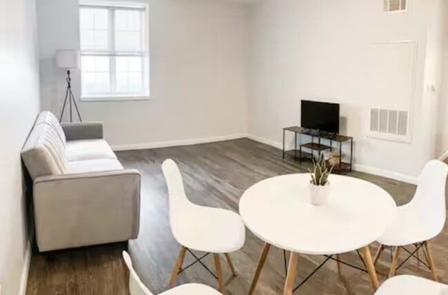 Photo - 1505 Commonwealth Ave Unit 408