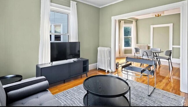 Building Photo - 6 bedroom in Allston MA 02134 Unit 1 Rental