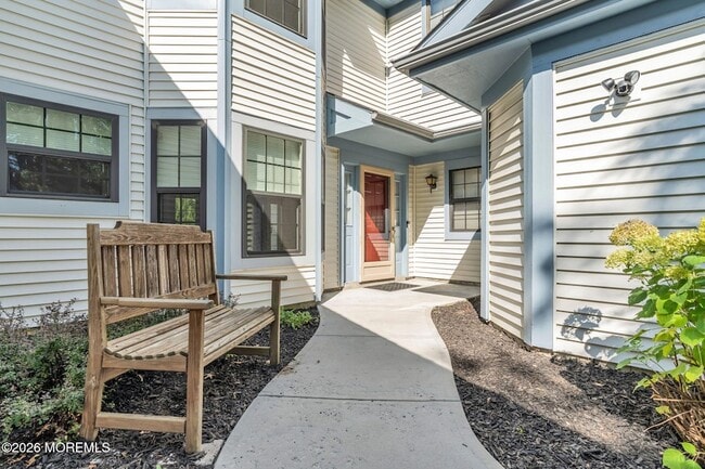 Photo - 145 Old Orchard Ln