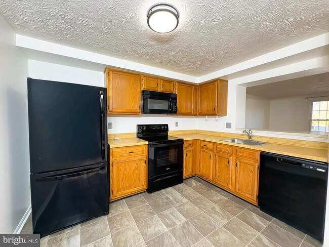 Photo - 15511 Norwegian Ct