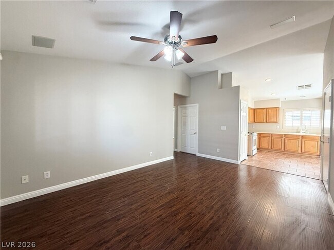 8622 Lakota St
