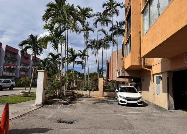 Photo - 6055 W 19th Ave Unit 304