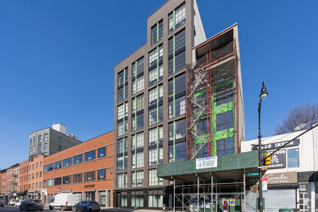 Photo - 1425 Fulton St