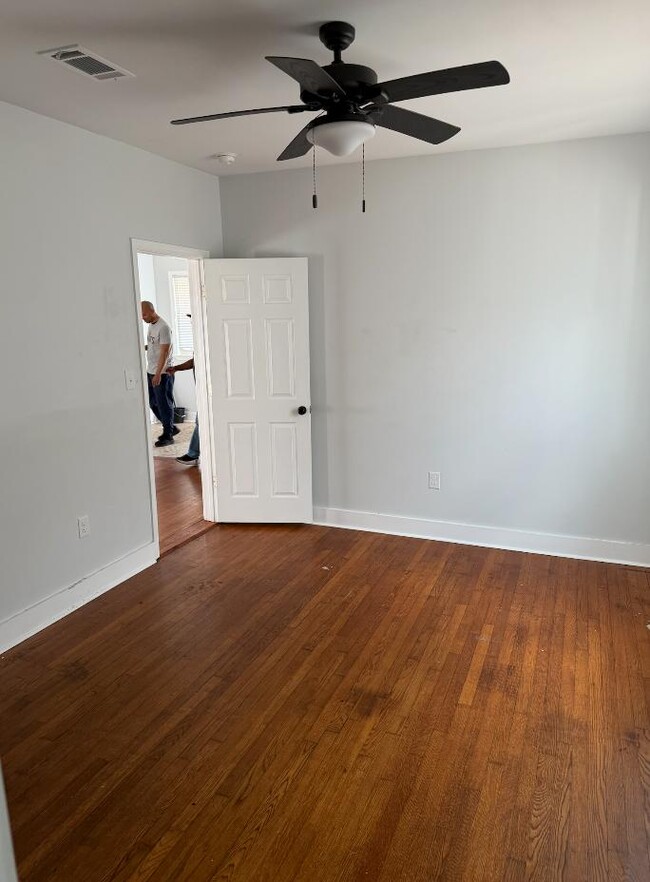 Photo - 915 S 12th St