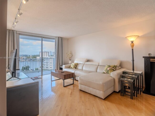 Photo - 137 Golden Isles Dr Unit 709