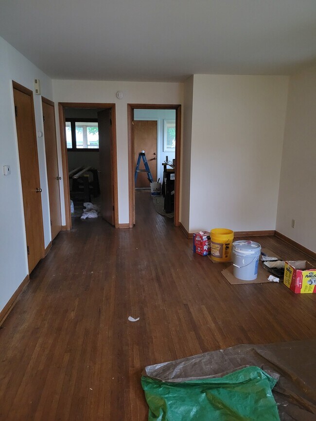 Photo - 605 Jungles Ave