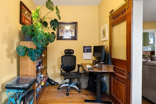 Photo - 468 Shawmut Ave Unit 2