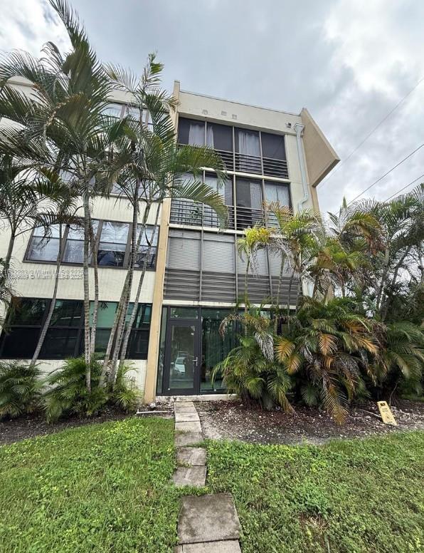 Photo - 20381 NE 30th Ave Unidad 118-7