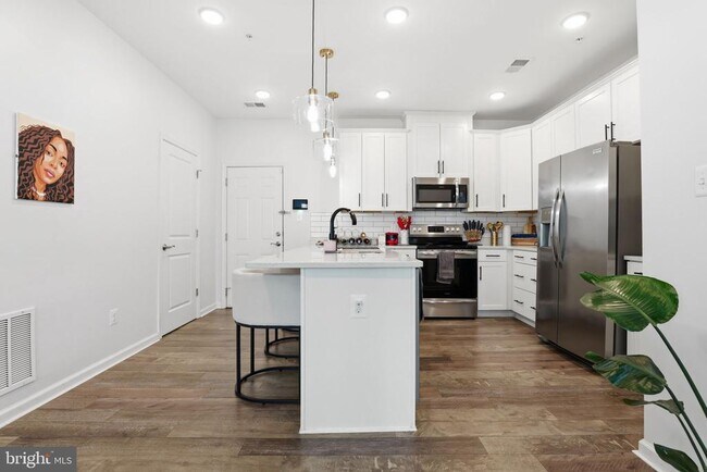 Photo - 2739 Pinebrook Rd