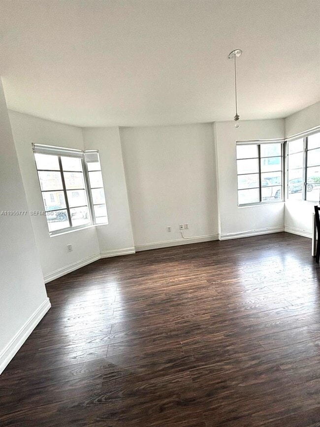 Photo - 621 11th St Unit 101