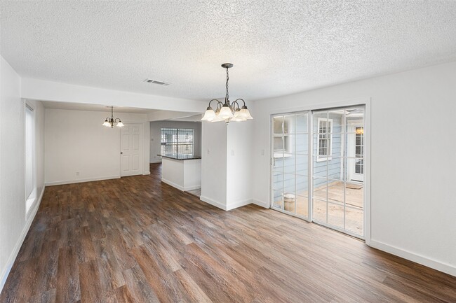 Photo - 9005 Gabriel St