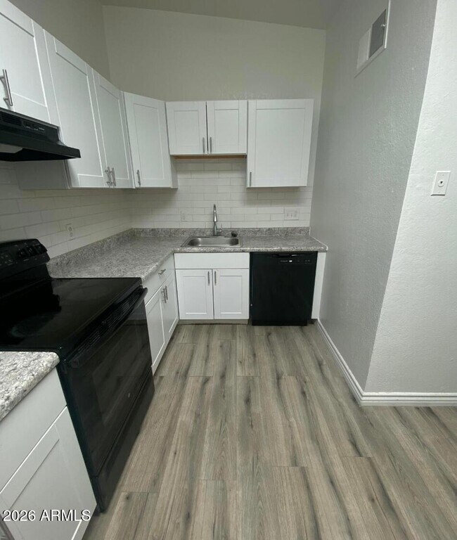 Photo - 2580 S Yavapai Rd Unit 2