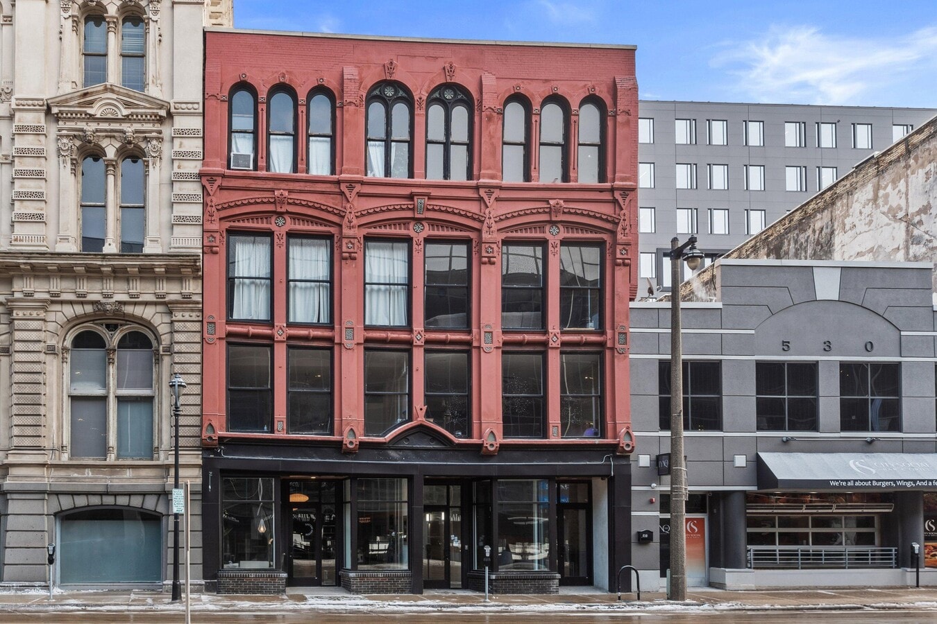 Photo - 534 N Water St