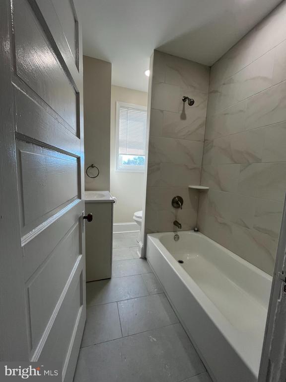 Photo - 85a W Lincoln Hwy