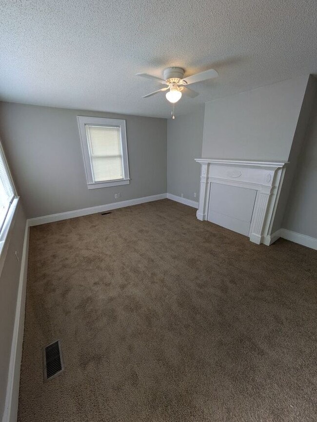 Photo - 2BD/2BA House in Hickory