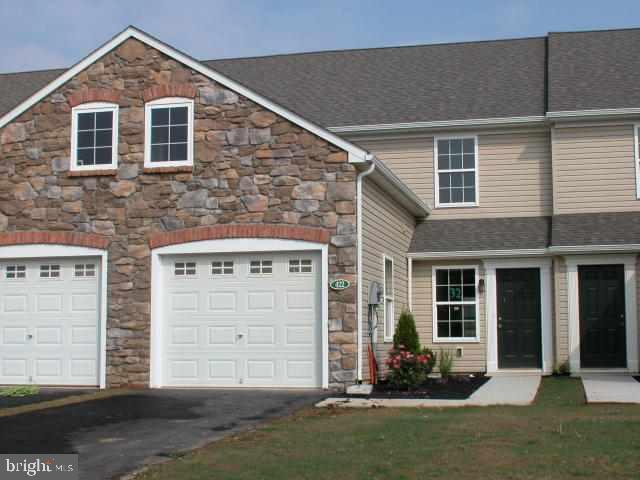 Photo - 422 Eisenhower Dr