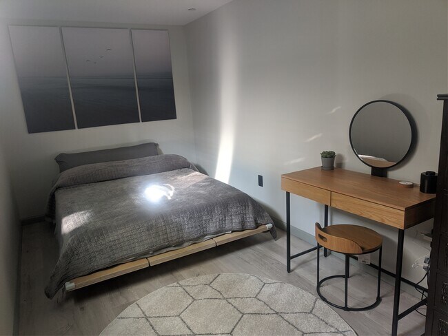 Photo - 520 Broadway