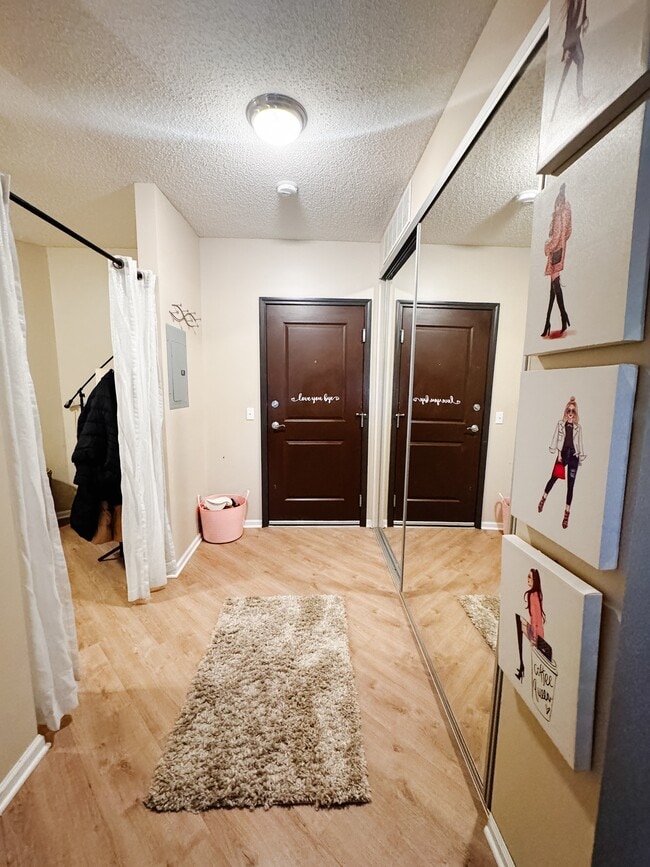 Building Photo - 649 Old Hwy 8