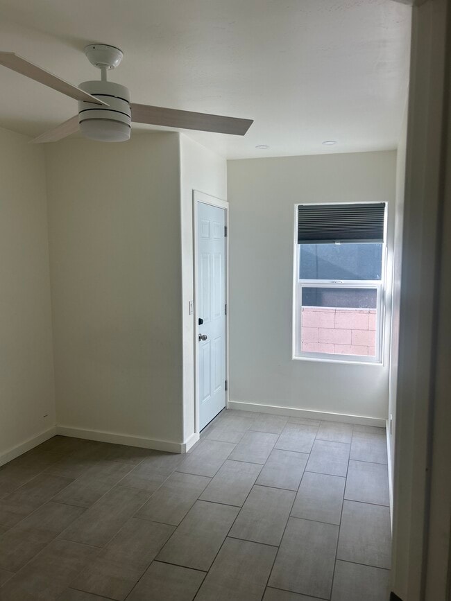Photo - 3702 Ingraham St Unit 3702