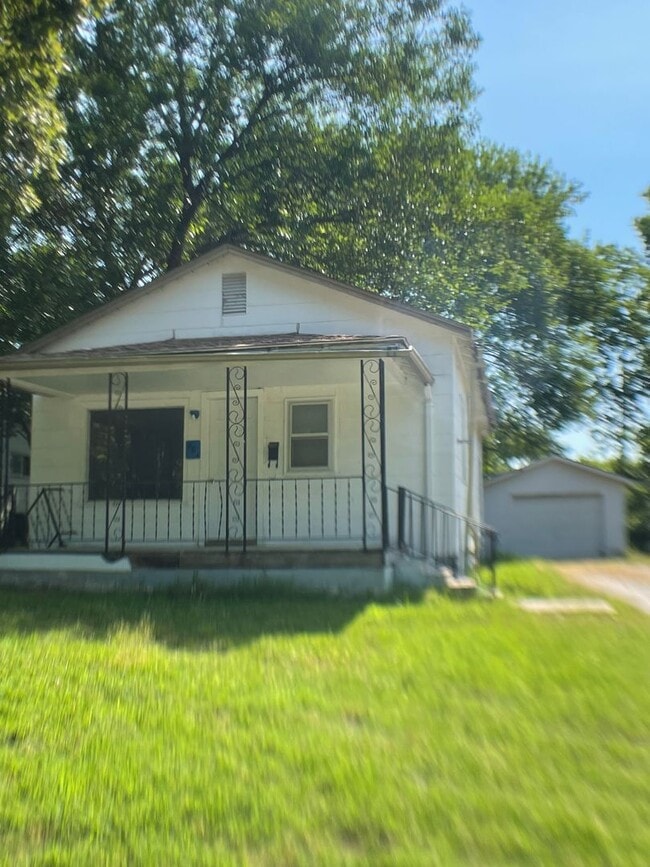 $550 - 1 Bed/ 1 Bath House in Independence - $550 - 1 Bed/ 1 Bath House in Independence
