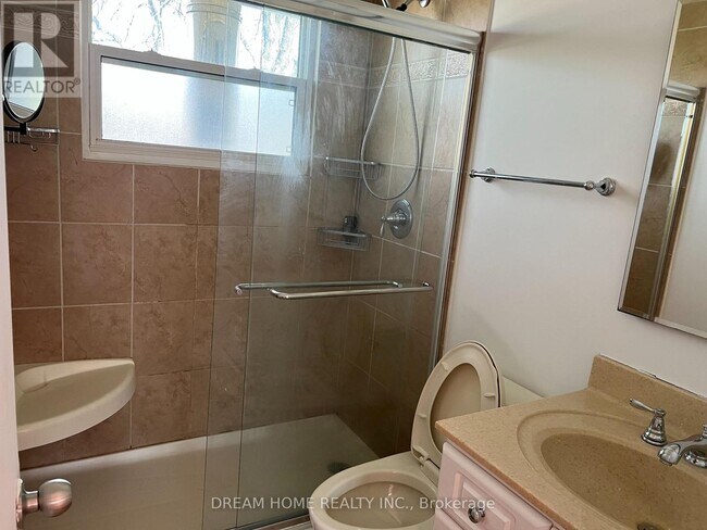 Photo - 25 Tollerton Ave