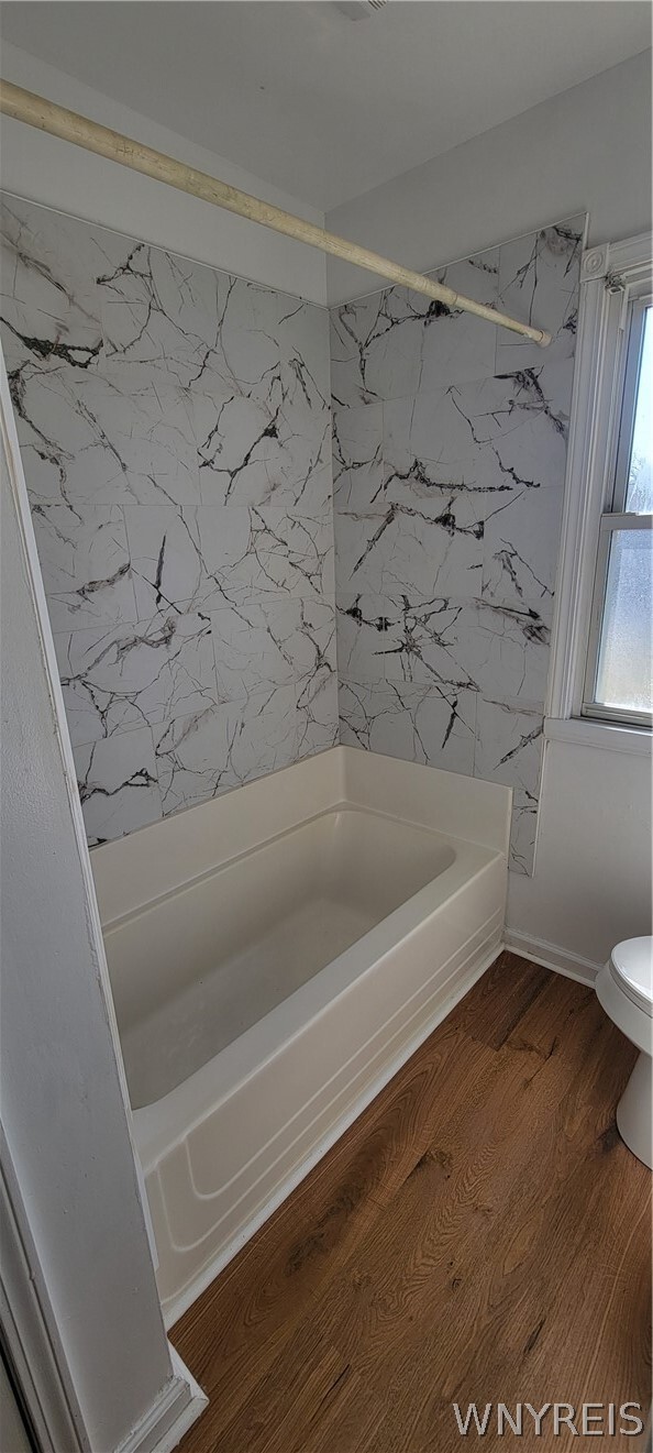 Photo - 3553 Sherwood Ave