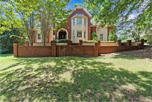 Building Photo - 200 River Bluff Pkwy