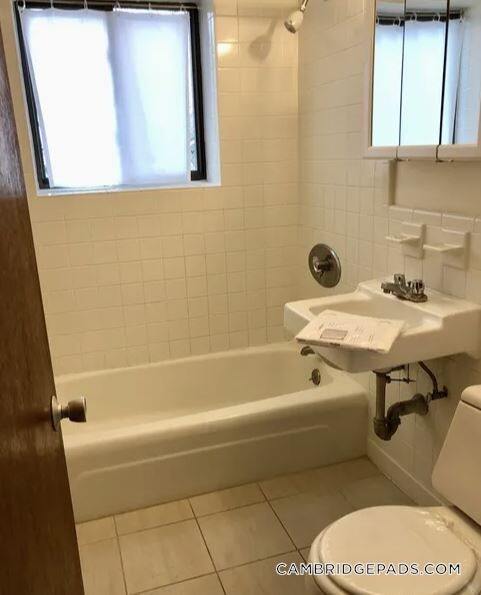 Photo - 9 Chester St Unidad 47